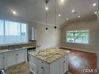 Building Photo - 4912 Hesperia Ave