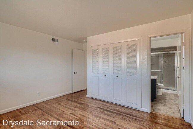 Building Photo - 4 br, 2 bath House - 7421 Conrad Drive