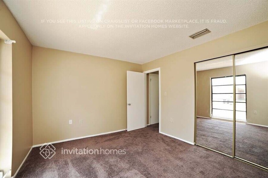 Building Photo - 7023 Bramblewood Dr