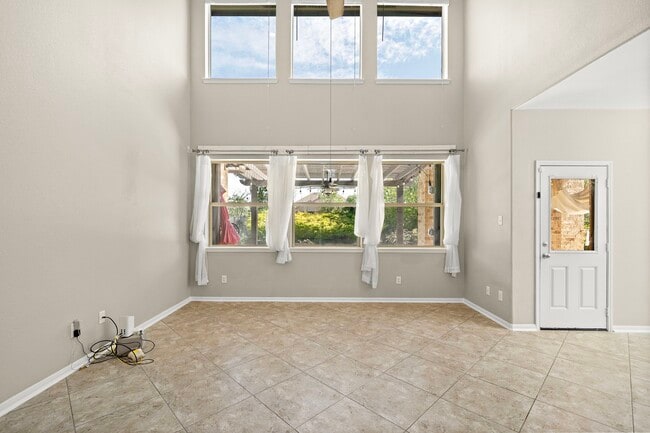 Building Photo - 2812 Pranzo Ln