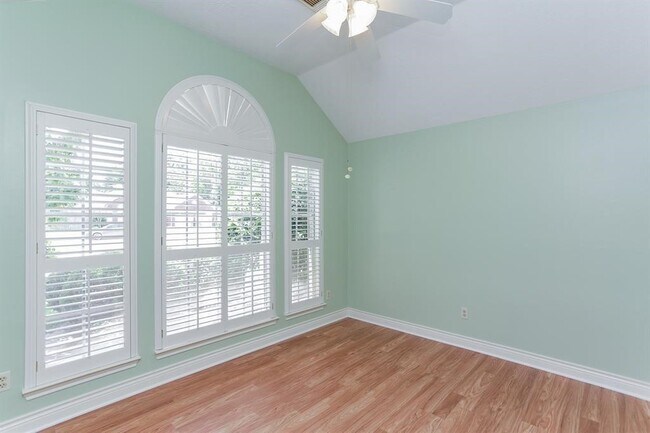 Building Photo - 16307 Cobble Springs Ct