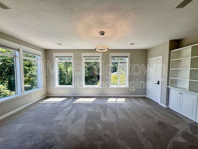 Building Photo - 11731 SW 41st Ave