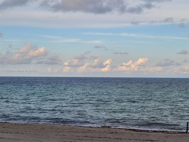 Building Photo - 2501 S Ocean Dr