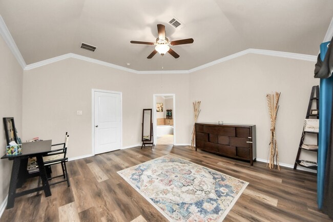 Building Photo - 13810 Beckledge Ln