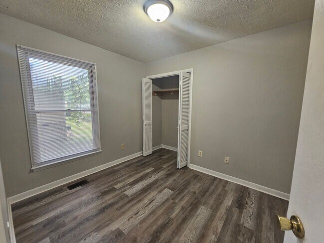 Building Photo - 7360 Van Grayson Loop