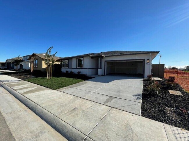 Building Photo - Great Galt 3 Bedroom