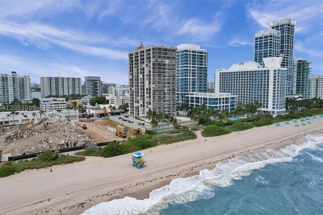 Building Photo - 6767 Collins Ave
