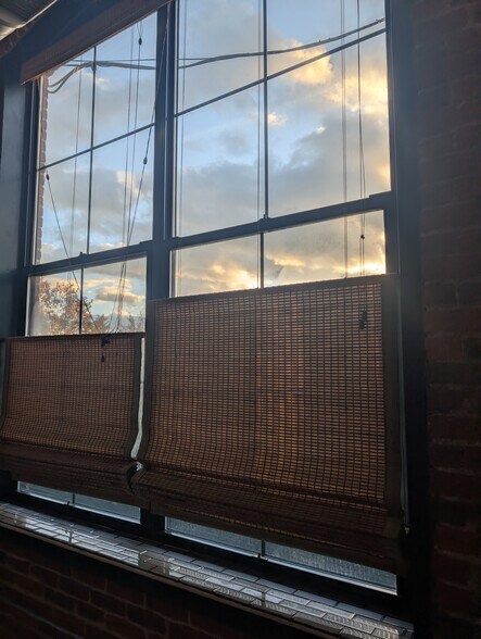 Building Photo - 160 Fremont St