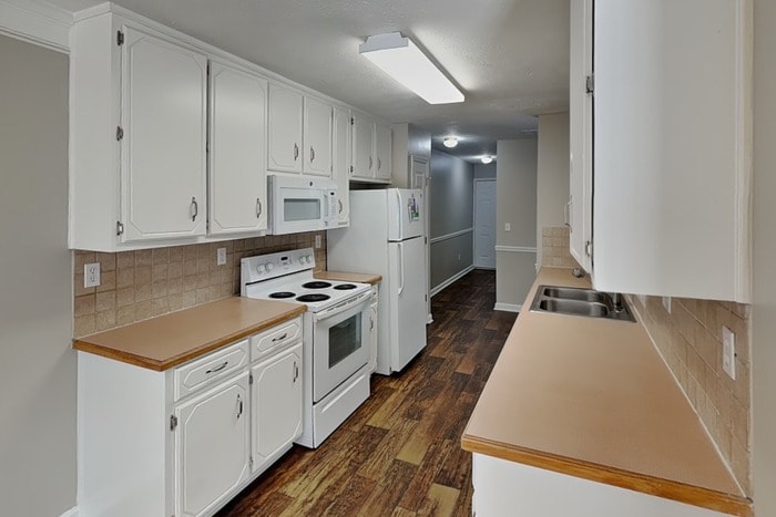 Building Photo - 1585 Watson Ridge Trail SE