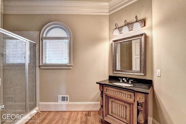 Building Photo - 8920 Doral Dr