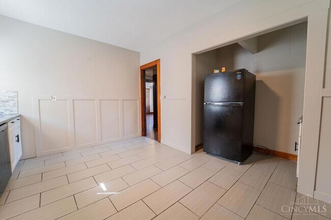Building Photo - 224 Ehrman Ave
