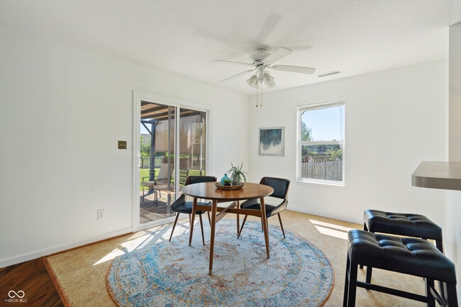 Building Photo - 1135 Highland Lake Way