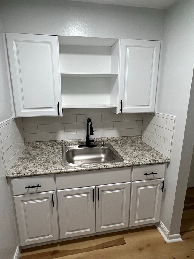 Building Photo - Main Street Milford Apartments LLC