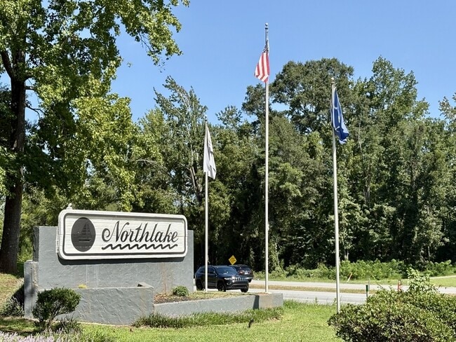 Building Photo - 103 Northlake Dr