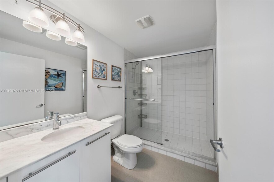 Building Photo - 888 Biscayne Blvd