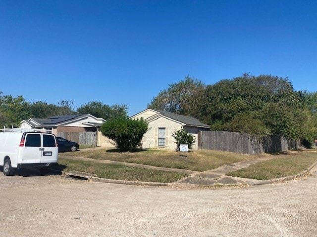 Building Photo - 24202 4 Sixes Ln