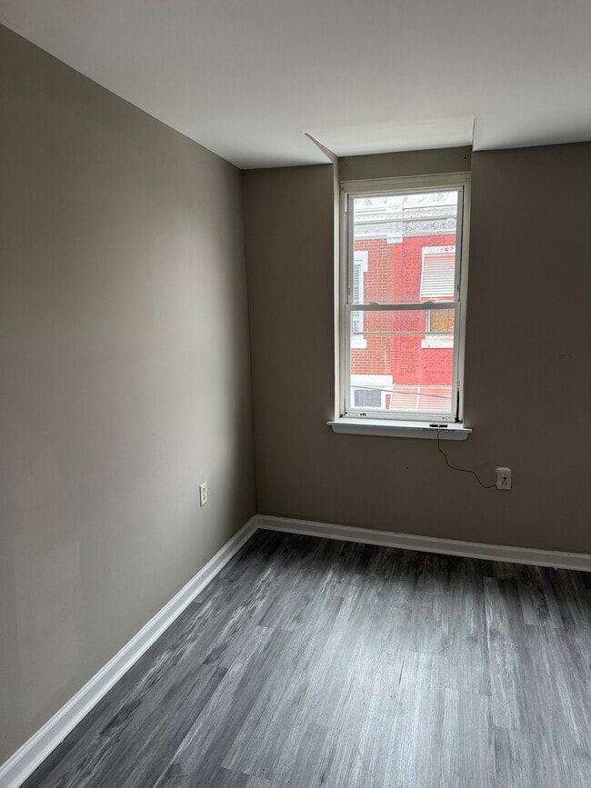 Building Photo - 2429 N Bouvier St