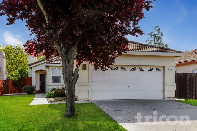 Building Photo - 408 Falcon Dr