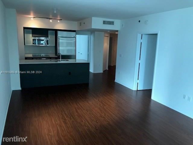 Building Photo - 2 br, 2 bath Condo - 500 Brickell Ave Apt ...