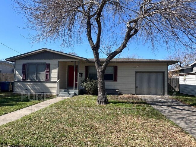 Building Photo - 538 Chase Dr