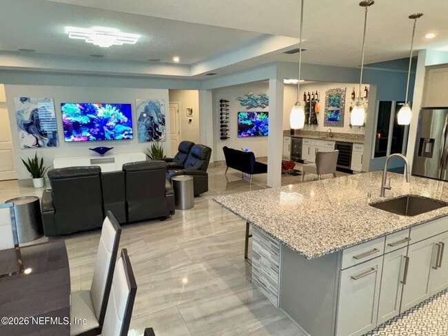 Building Photo - 163 Pine Forest Ct