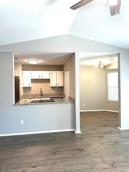 Building Photo - 1654 Timberline Dr