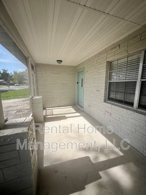 Building Photo - 477 Dogwood Ct