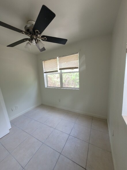 Building Photo - 1748 Wipperman Ave NE