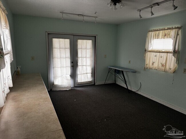 Building Photo - 119 Lenox Pkwy