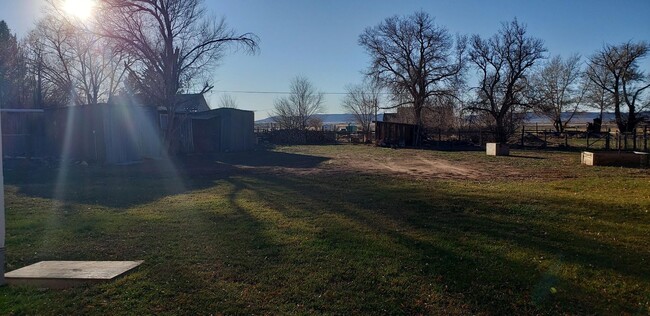 Building Photo - Cute home in Paragonah