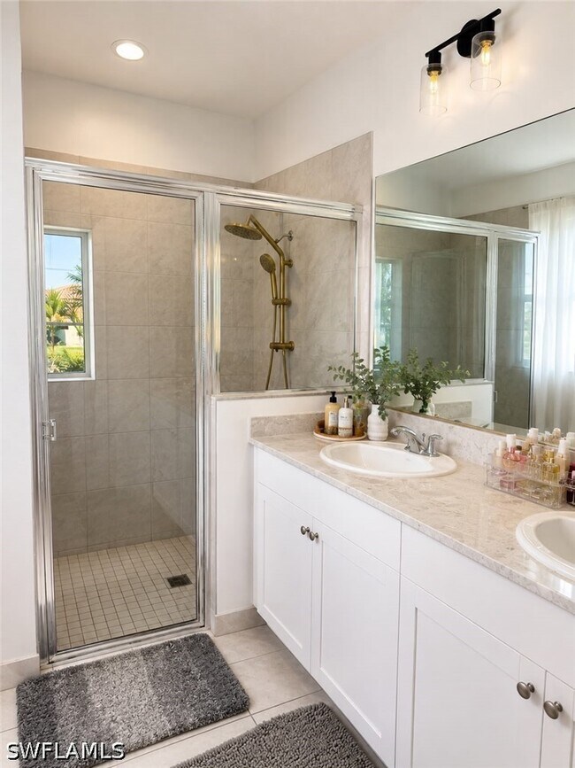 Building Photo - 5072 Arancia Ln
