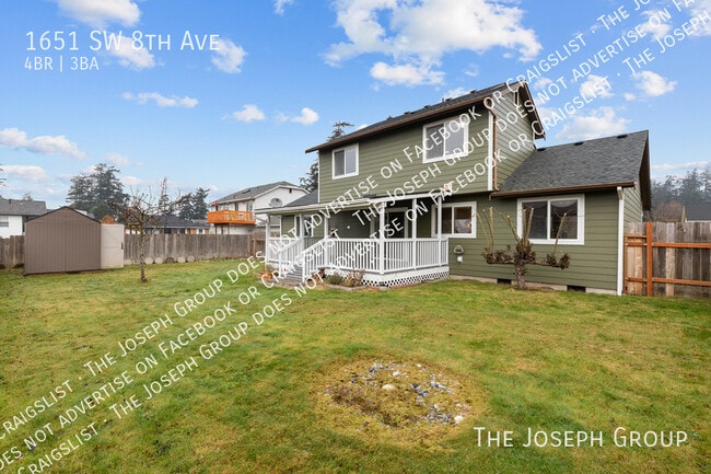 Building Photo - 1651 SW 8th Ave