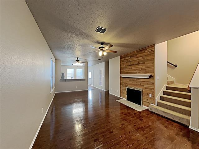 Building Photo - 2006 Brook Meadow Dr