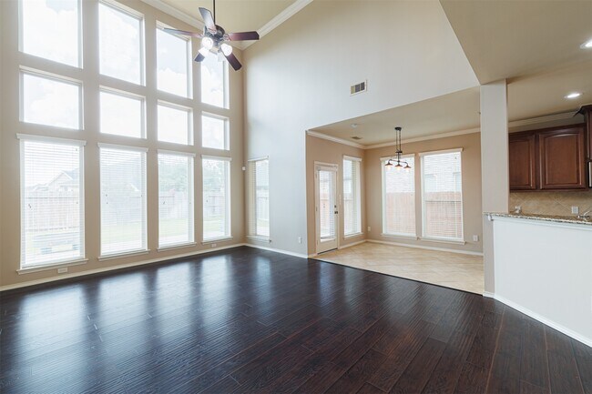 Building Photo - 2614 Misty Laurel Ct