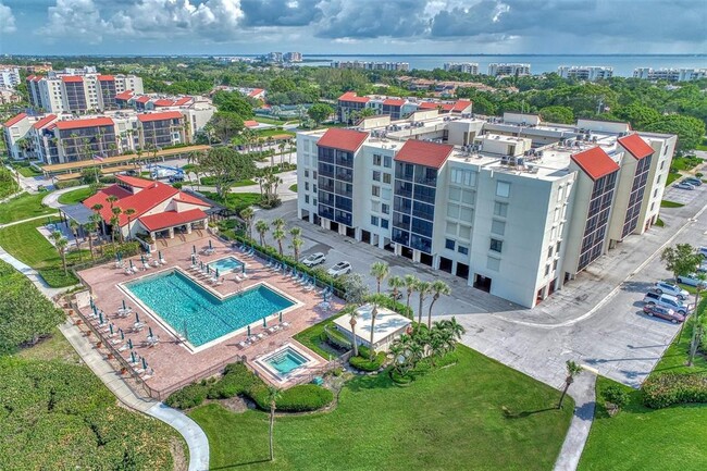 Building Photo - 1945 Gulf of Mexico Dr