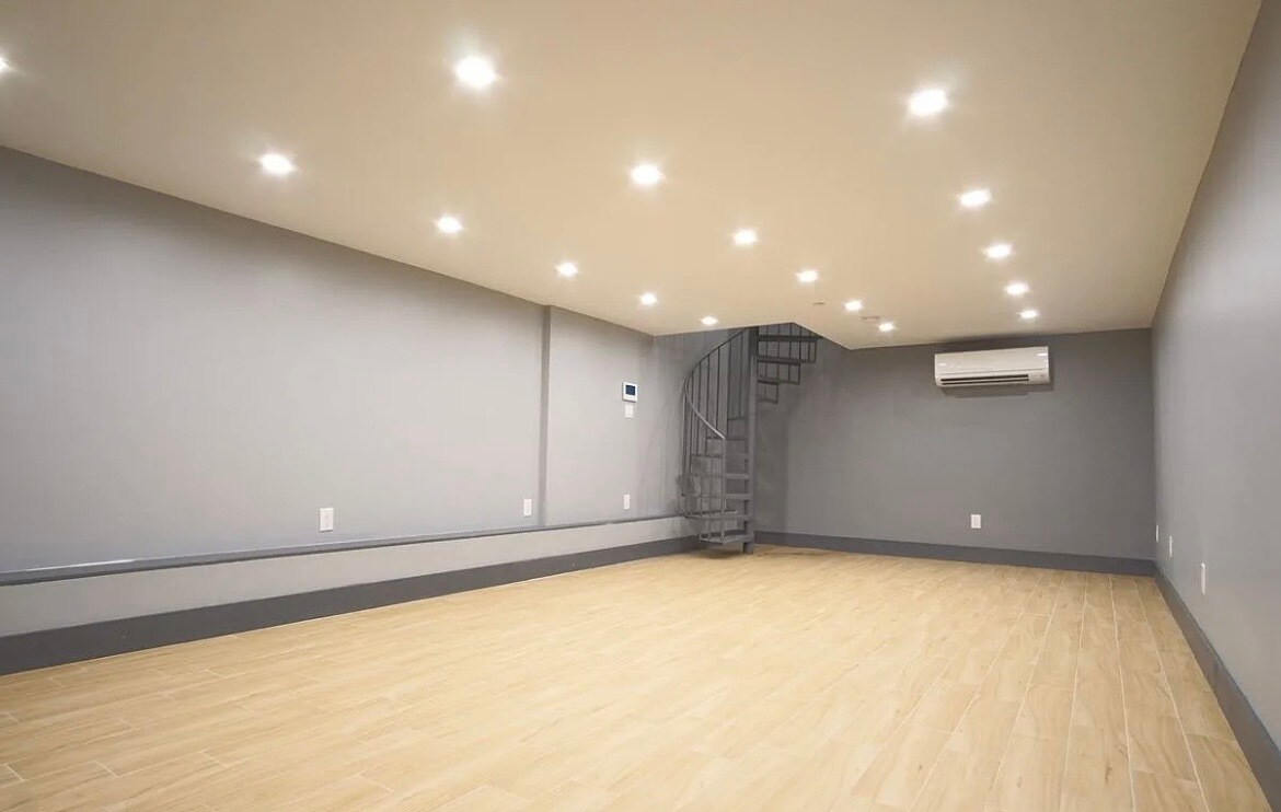 Building Photo - 314 Sumpter St