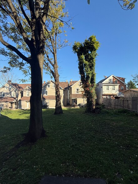 Building Photo - 44 W Union Blvd