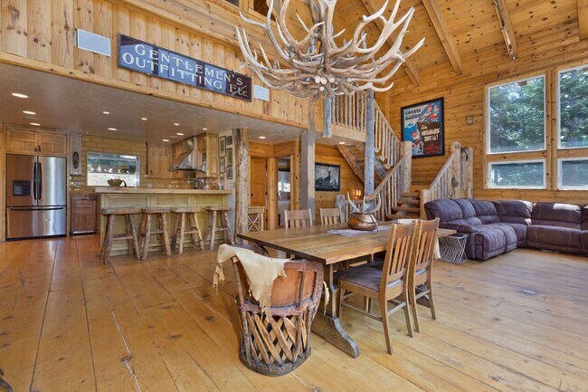 Building Photo - Winter Rental – $10,900/month (5/6-Month L...