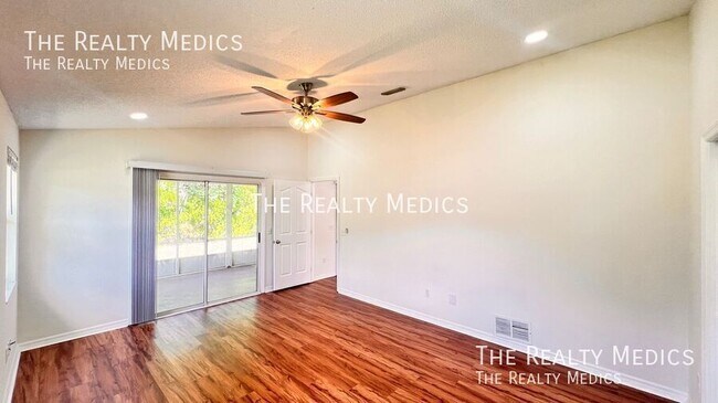 Building Photo - 23 Winding Woods Trail