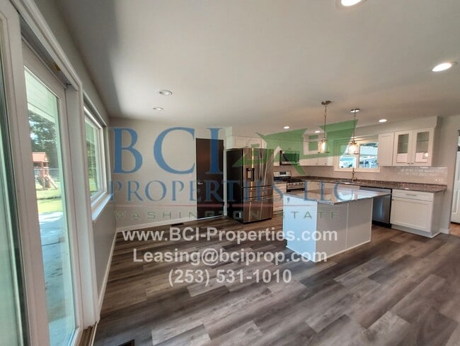 Building Photo - 8811 Forest Ave SW