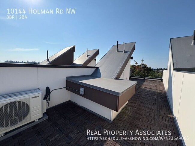 Building Photo - 10144 Holman Rd NW