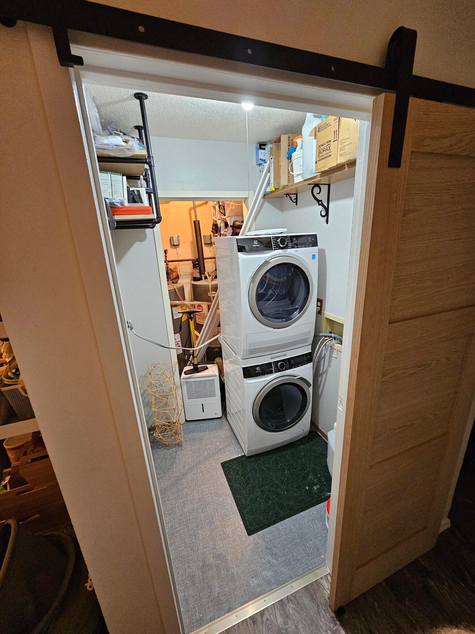Laundry Storage - 332 E Main St