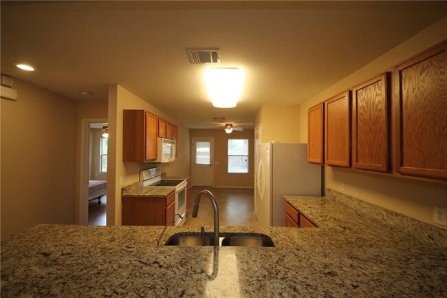 Building Photo - 1432 Coriander Dr