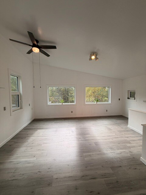 Building Photo - 4500 Willow Cir