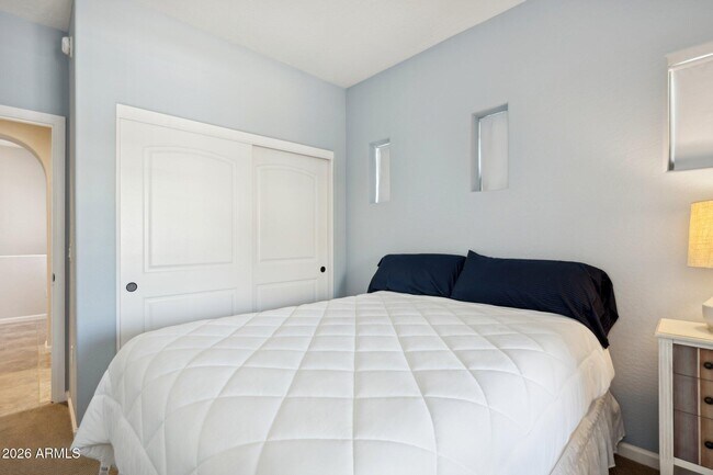 Building Photo - 3935 E Rough Rider Rd