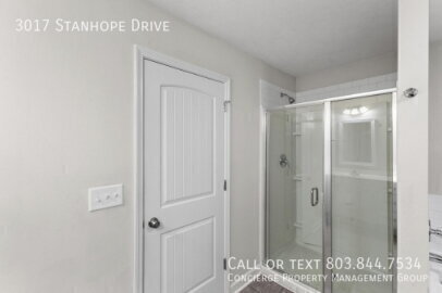 Building Photo - 3017 Stanhope Dr