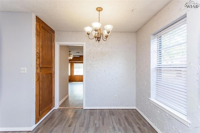 Building Photo - 5238 Kingston Dr