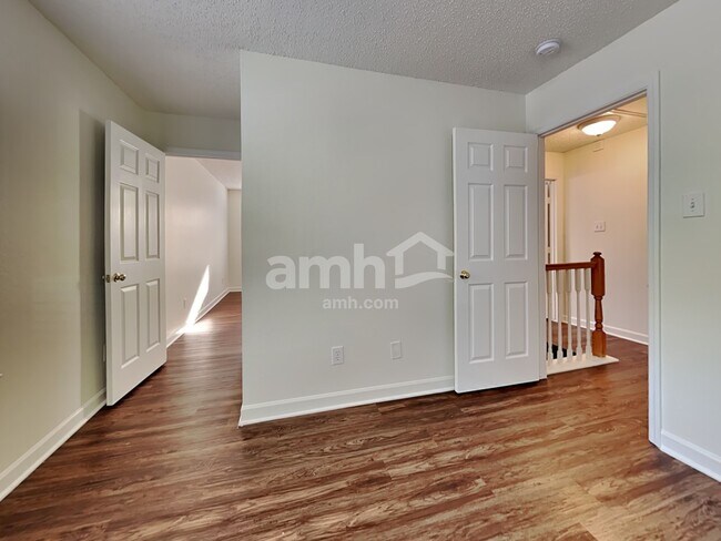 Building Photo - 5412 Big Bend Dr