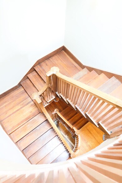 Ornate Staircase to 3rd Floor - 2319 1st Ave S