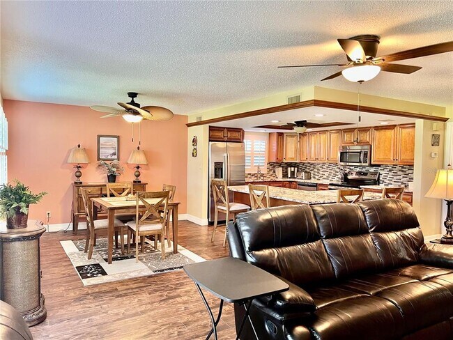 Building Photo - 1610 Islamorada Blvd
